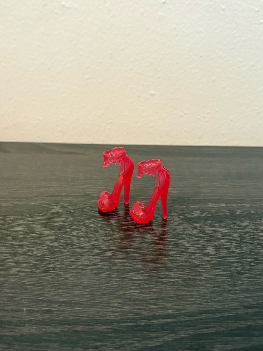 Monster High Ghoulia Yelps Replacement Red Blood Drip Heels
